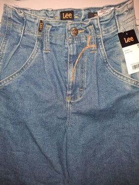 Vintage Lee High-Rise Pleated Tapered Leg Jeans